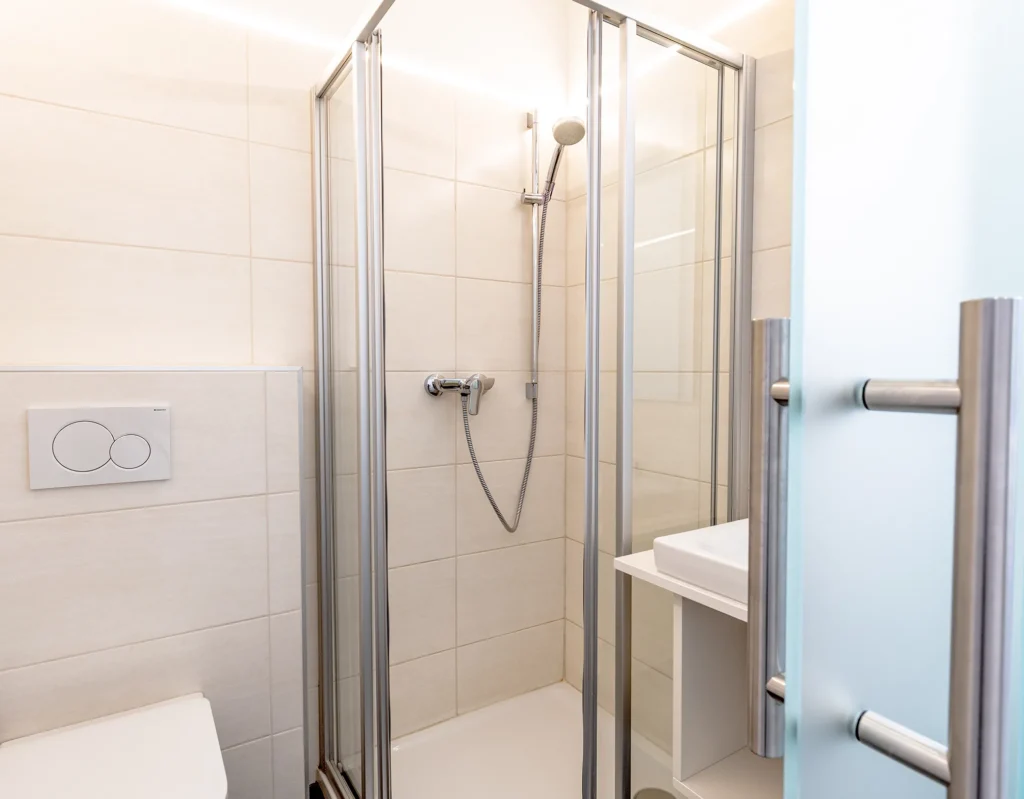 Badezimmer im Einzelzimmer | Hotel Mosser Kärnten